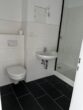 Einziehen und Wohlfühlen - schicke Eigentumswohnung im Grünen - Badezimmer mit Dusche